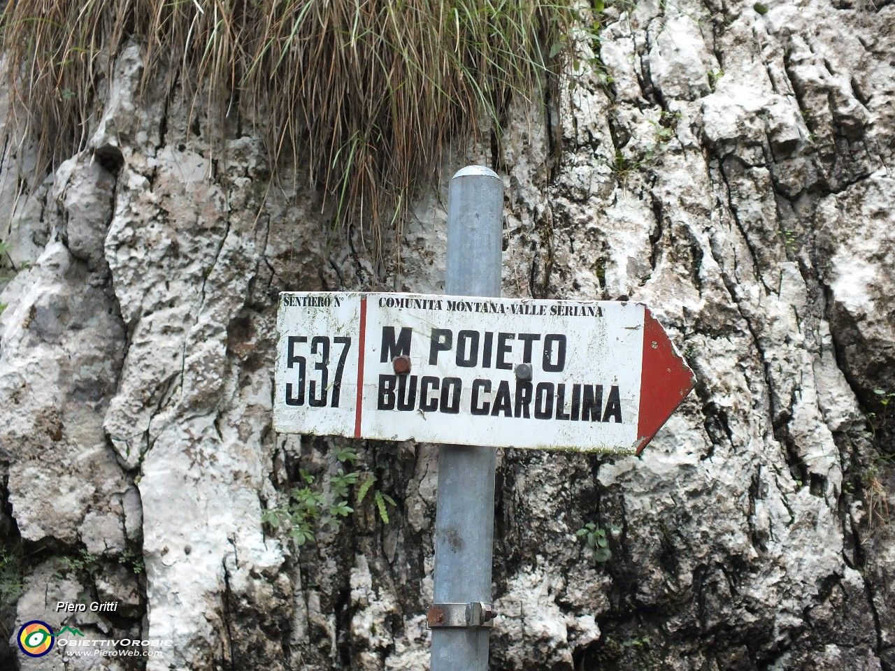 23 Andiamo nel 'Buco della Carolina'.JPG